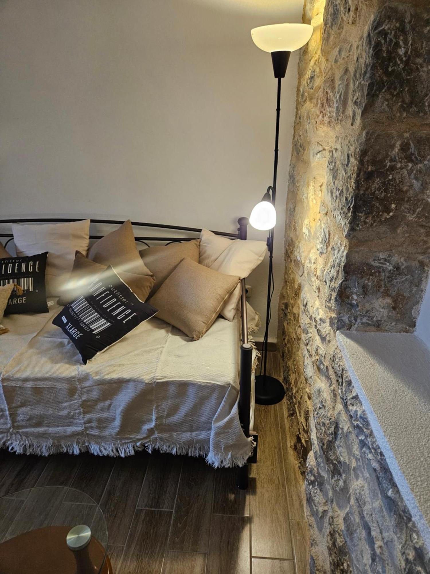 Kamares Stone House 1 *